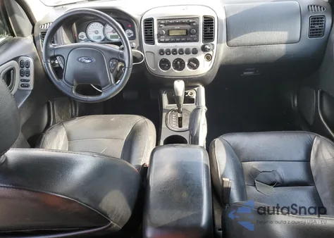 2005 Ford Escape Limited z USA, uszkodzony, nr VIN 1FMYU04195KB68172